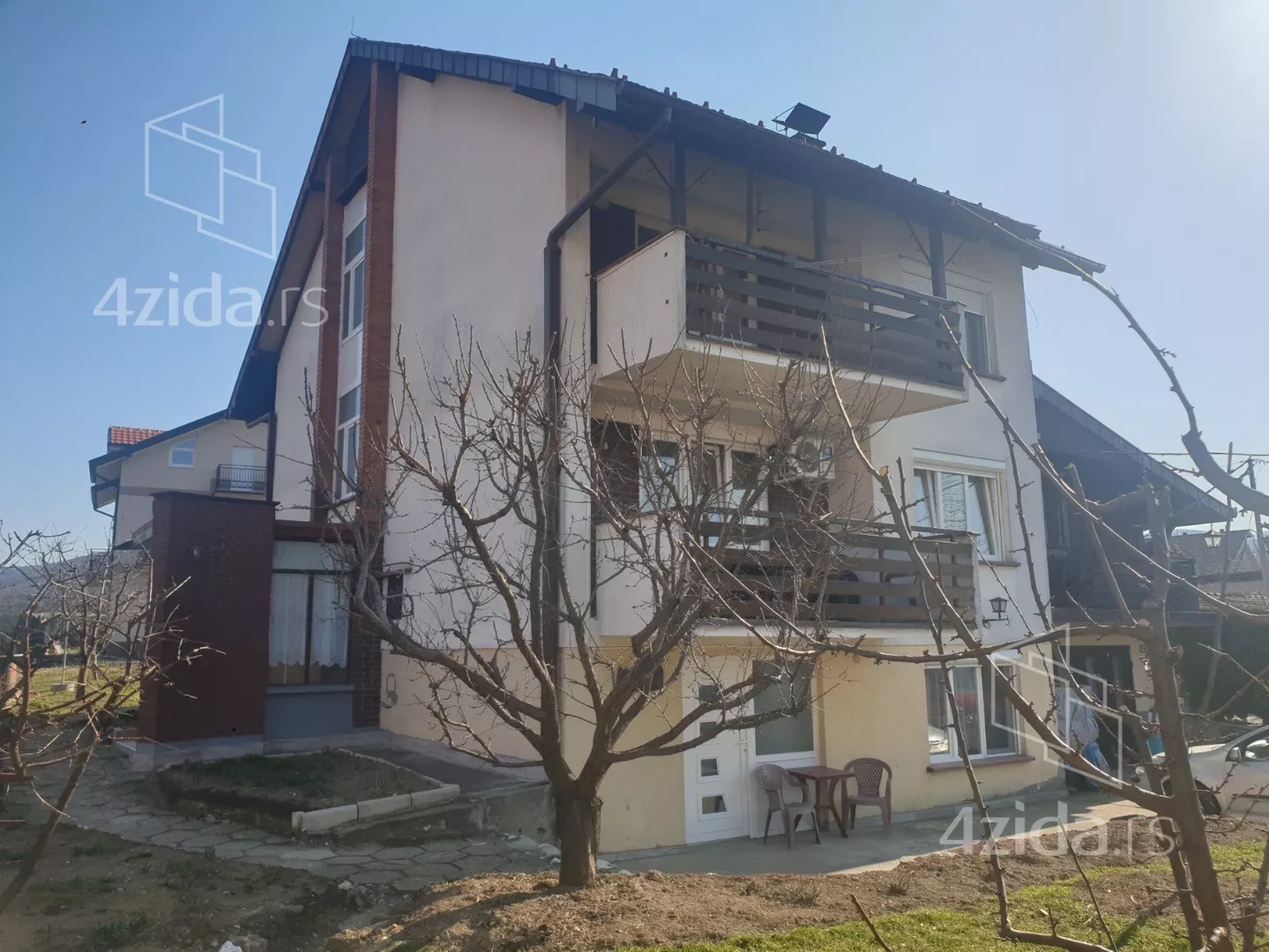 3-etažna kuća | 4zida
