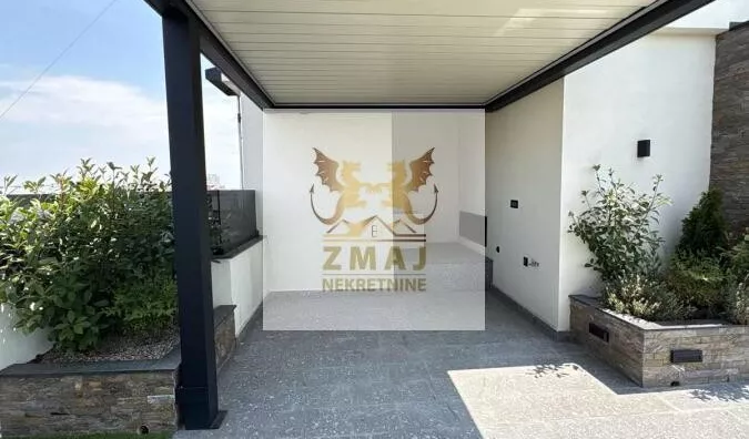 Šestosoban stan | 4zida