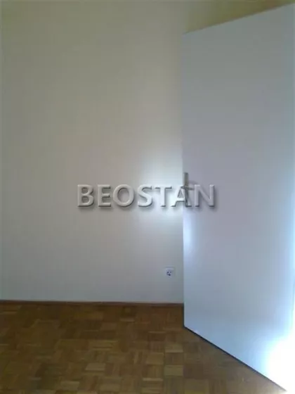 Bulevar Arsenija Carnojevica | 4zida.rs