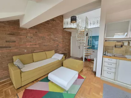 Petra Škundrića | 4zida.rs