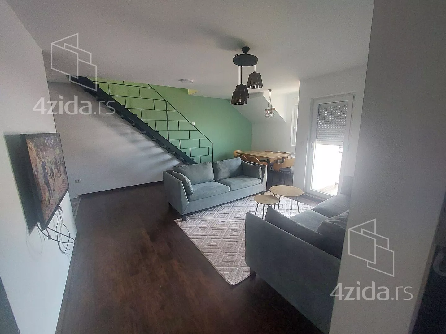 Četvoroiposoban stan | 4zida