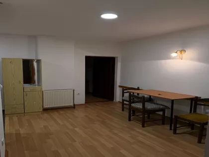 Zemun Polje | 4zida.rs