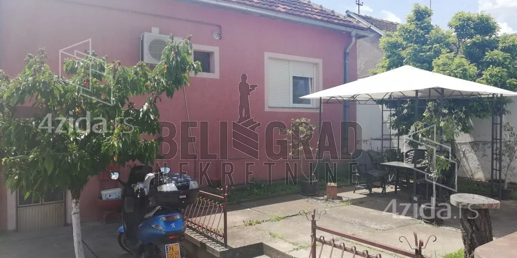 Kuća | 4zida