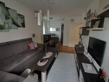 Železnička stanica | 4zida.rs