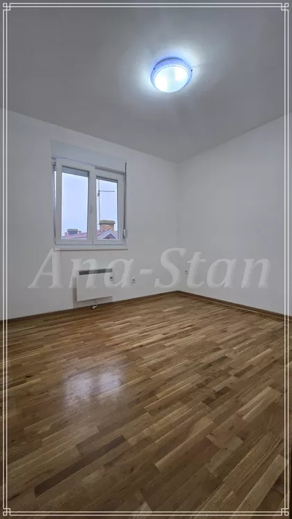 Kaluđerica | 4zida.rs