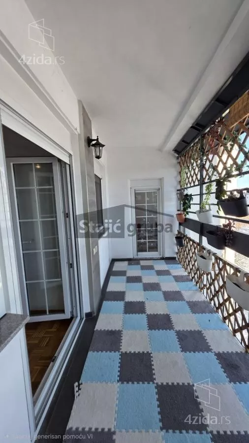 Troiposoban stan | 4zida