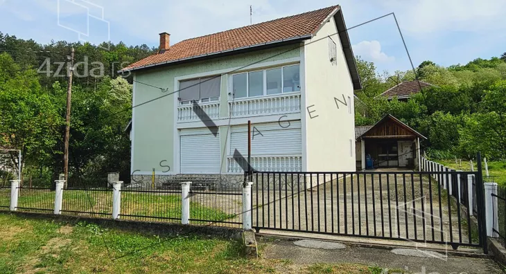 3-etažna kuća | 4zida