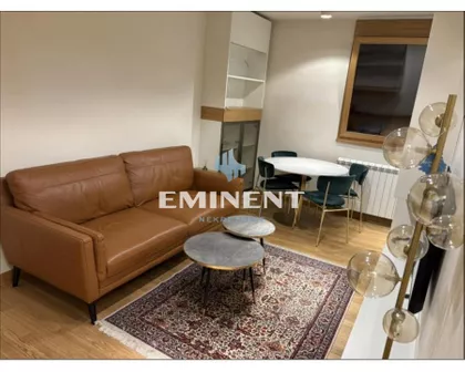 Mike Alasa | 4zida.rs