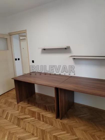 Obrenovićeva | 4zida.rs