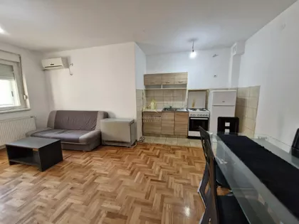 Vašarište | 4zida.rs