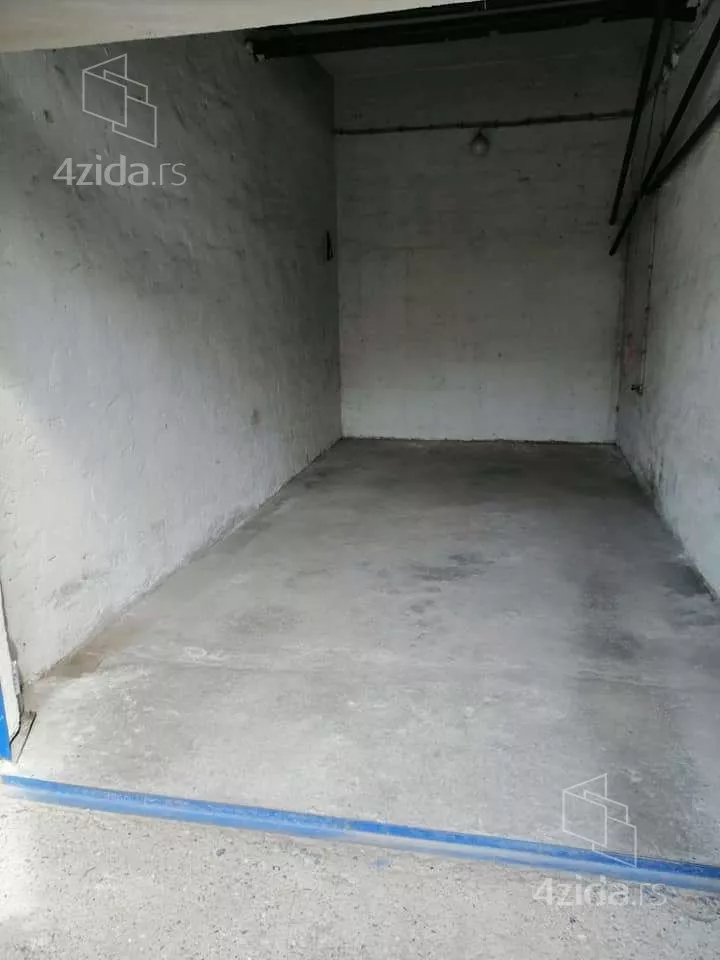 Garaža | 4zida