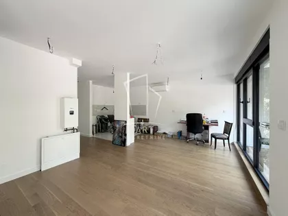 Ustanička | 4zida.rs