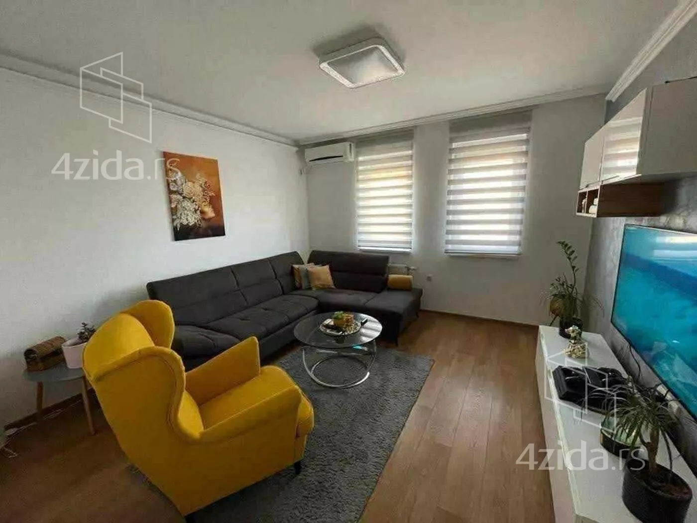 Troiposoban stan | 4zida