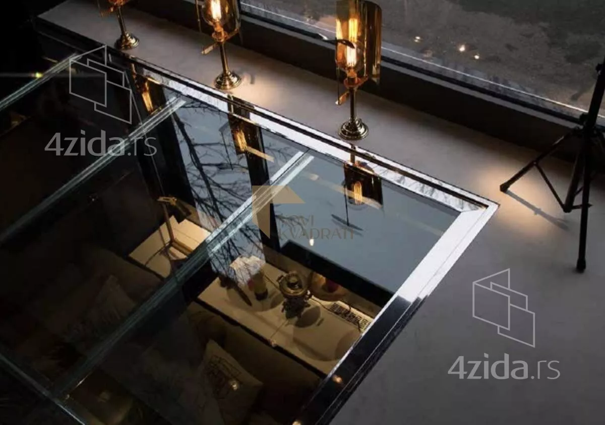 Lokal | 4zida