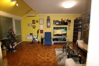 Novo Naselje | 4zida.rs