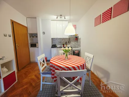 Cara Dušana | 4zida.rs