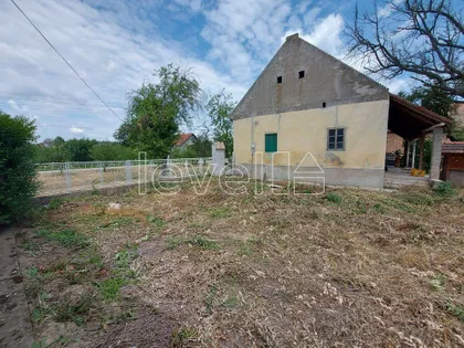 Knićanin | 4zida.rs