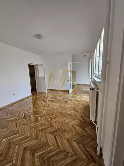 Banovo Brdo | 4zida.rs