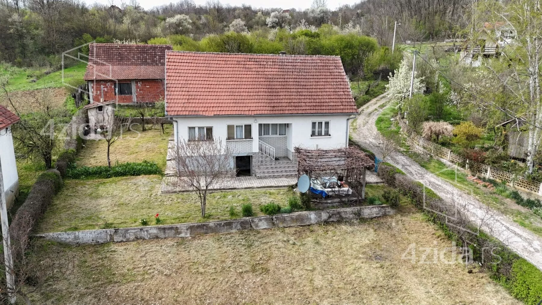 2-etažna kuća | 4zida
