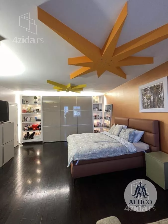 Šestosoban stan | 4zida