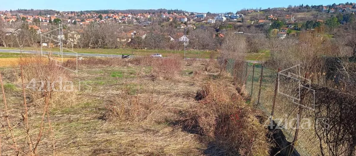 Plac | 4zida