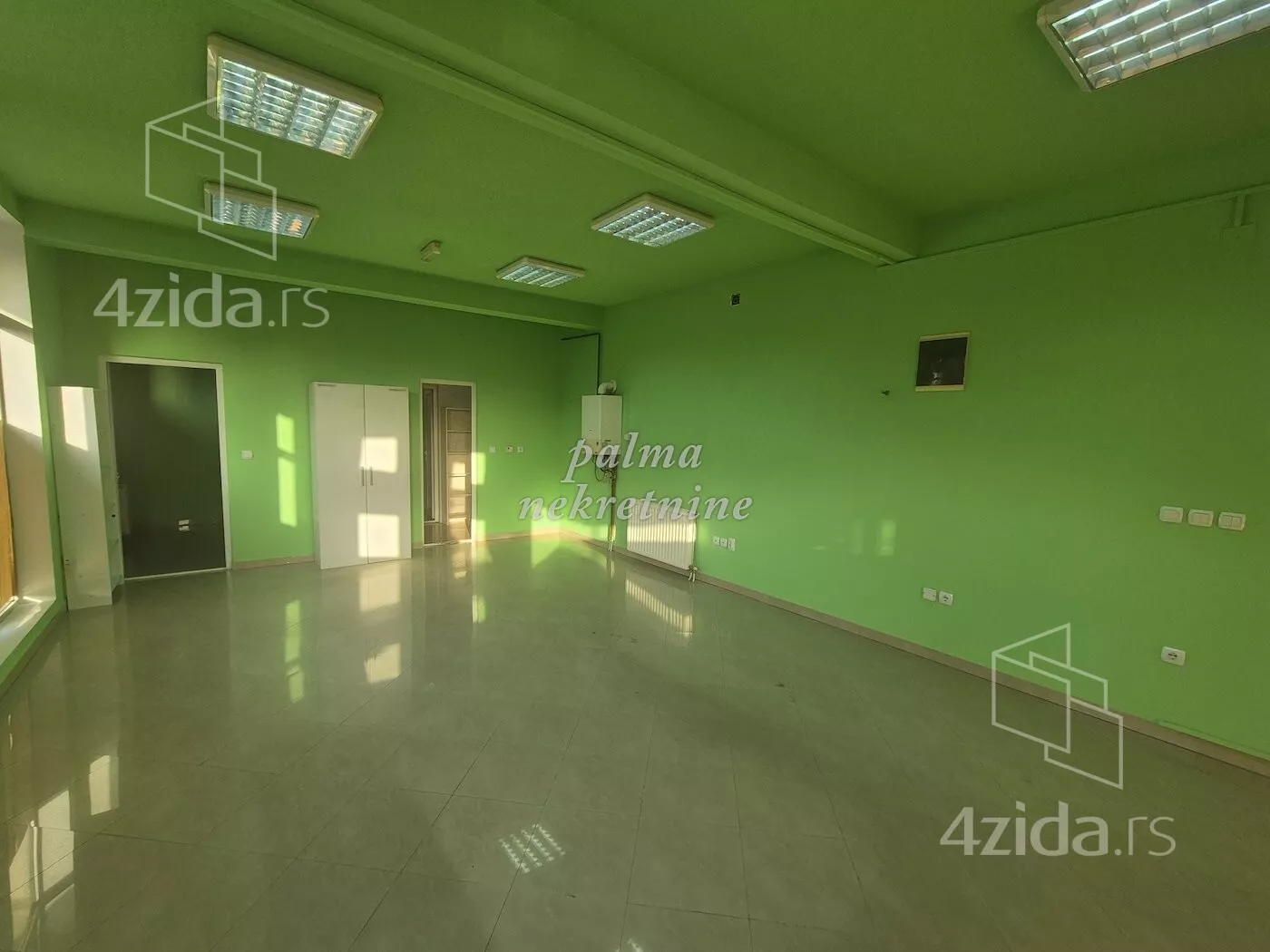 Poslovni prostor | 4zida