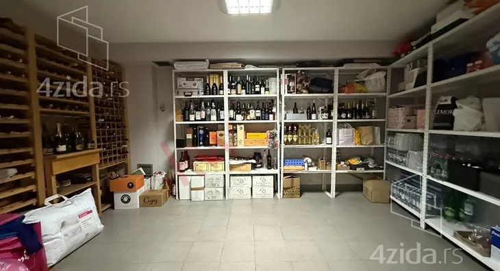 4-etažna kuća | 4zida