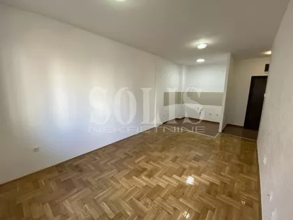 Bate Brkića | 4zida.rs