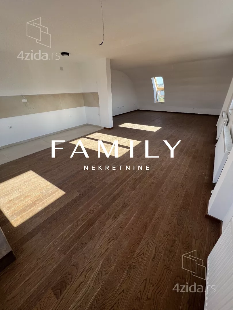 Šestoiposoban stan | 4zida