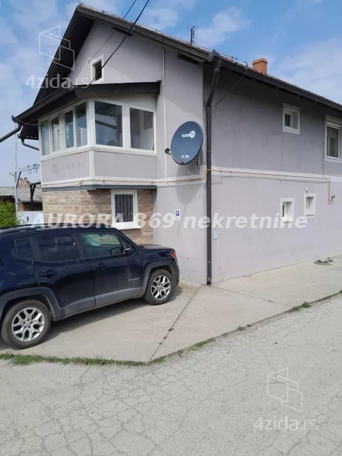 Poslovni prostor | 4zida