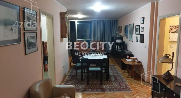 Troiposoban stan na prodaju, Trg Republike, 238.700€, 77m² - stampaj