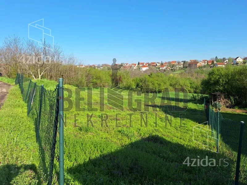 Plac | 4zida
