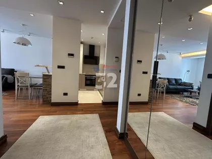 Trešnjinog cveta | 4zida.rs