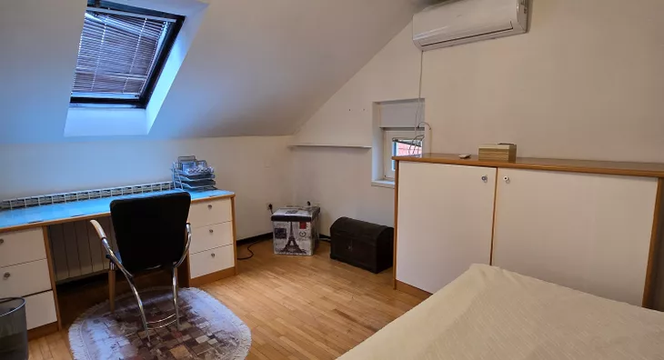 Šestosoban stan | 4zida