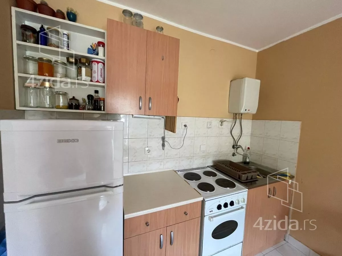 Garsonjera | 4zida