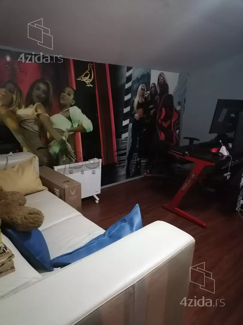 Troiposoban stan | 4zida