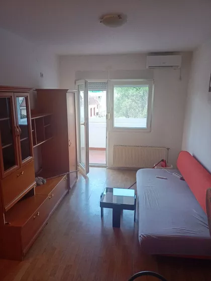 Cara Dušana | 4zida.rs