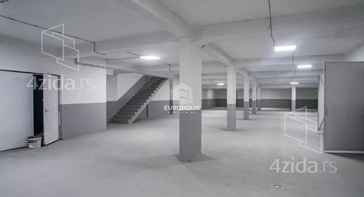 Poslovni prostor | 4zida
