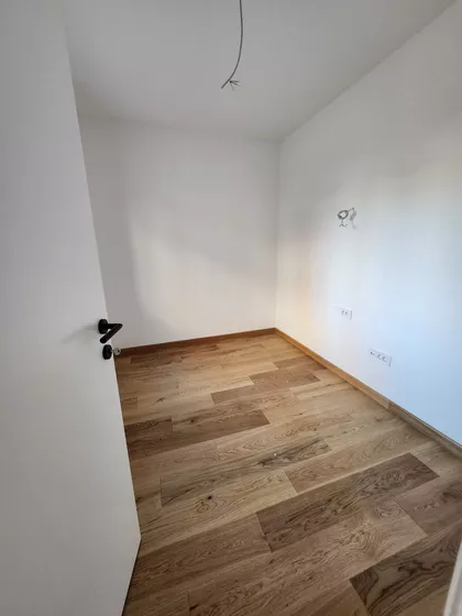 Dragačevska 9 | 4zida.rs
