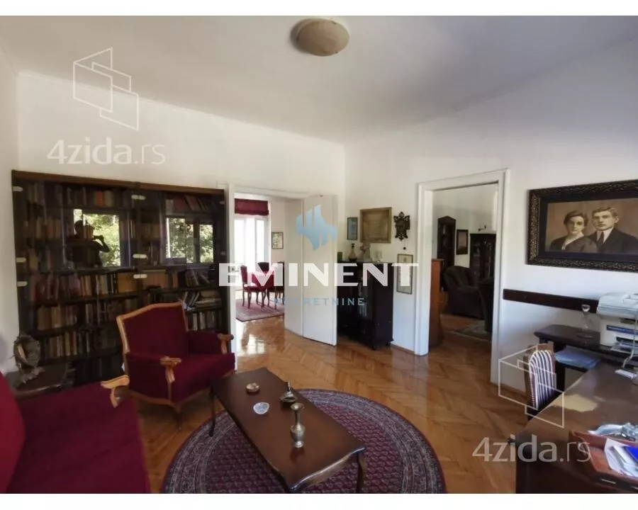 Četvoroiposoban stan | 4zida