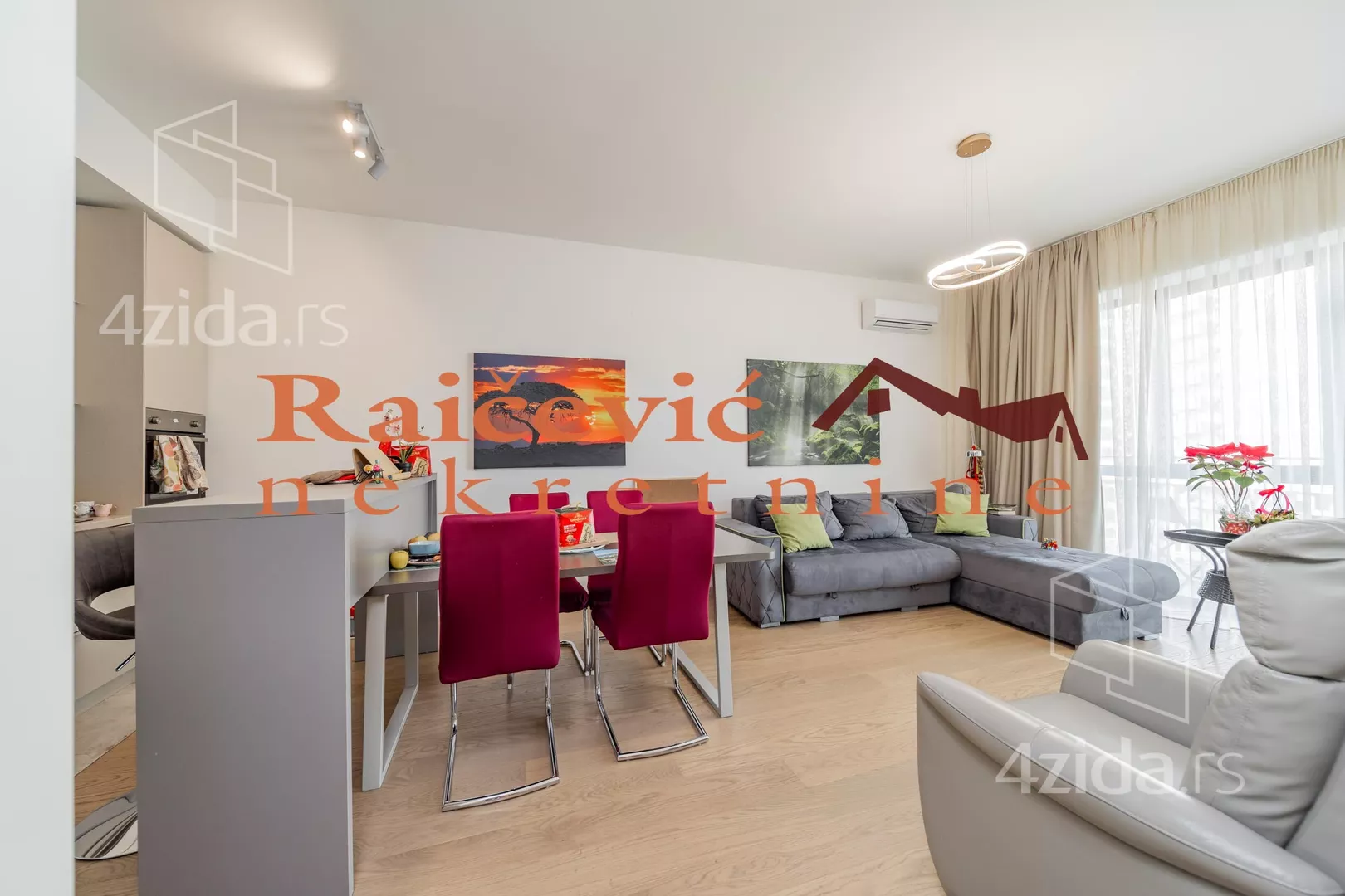 Četvorosoban stan | 4zida