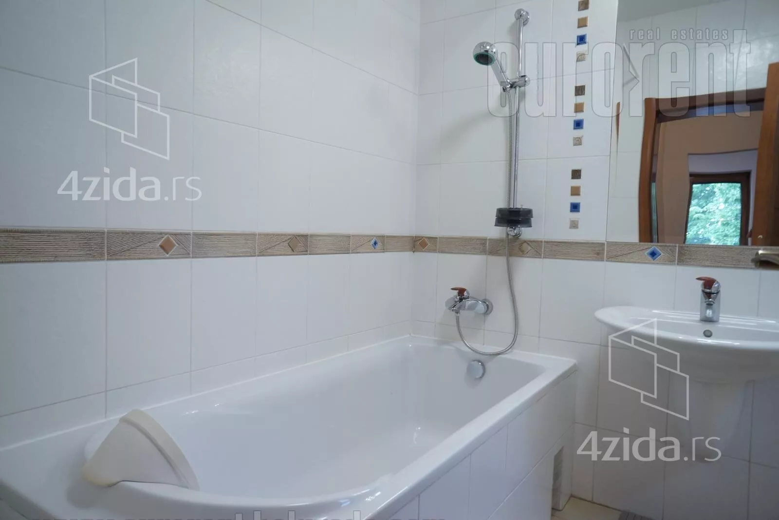 4-etažna kuća | 4zida