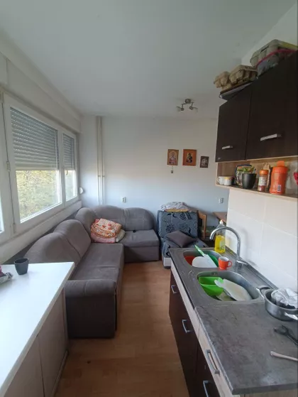 Ustanička | 4zida.rs