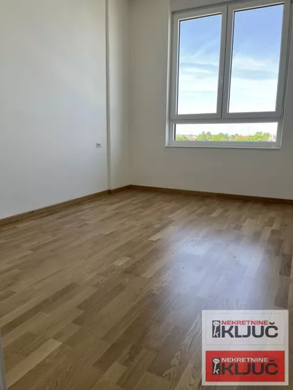 Bulevar Patrijarha Pavla (Somborski Bulevar) | 4zida.rs