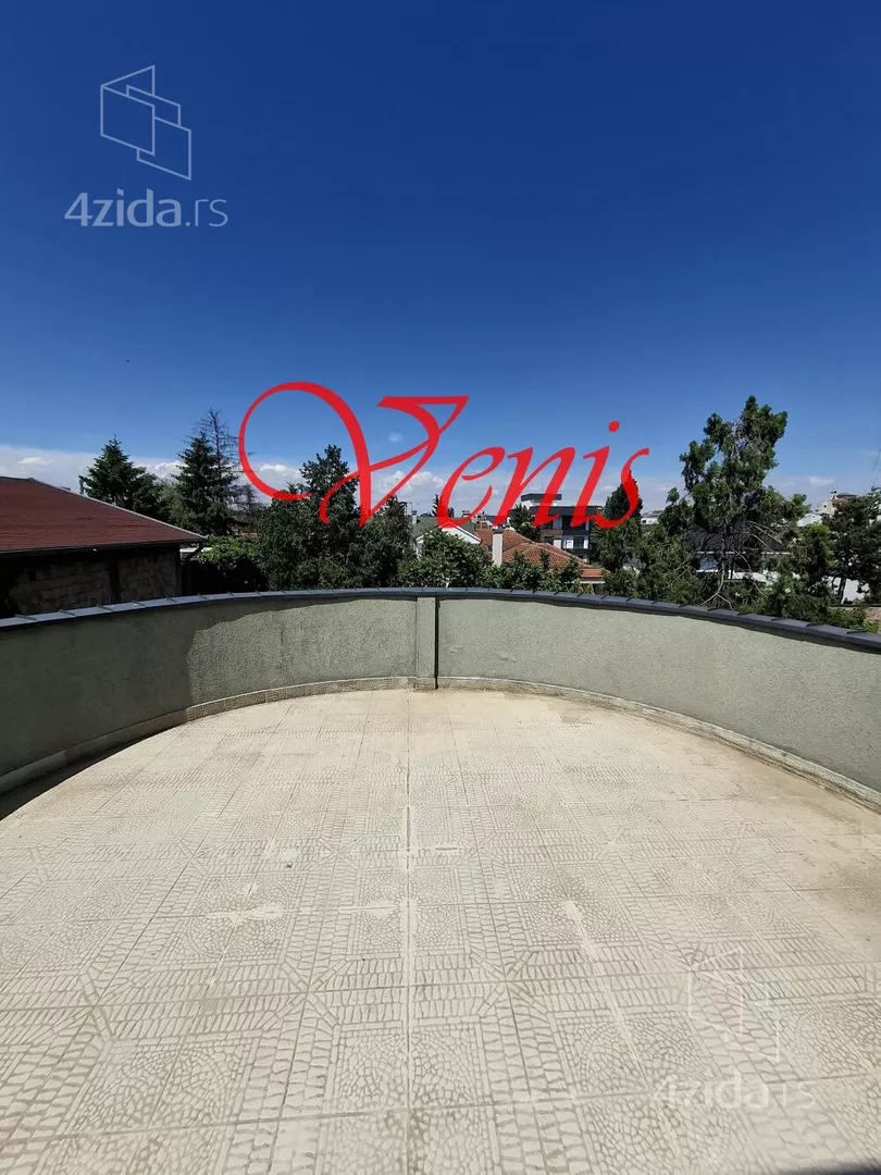 4-etažna kuća | 4zida