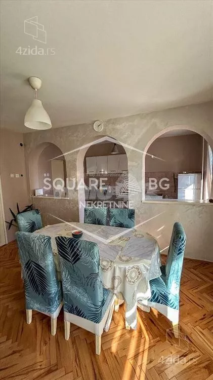 Petosoban stan | 4zida