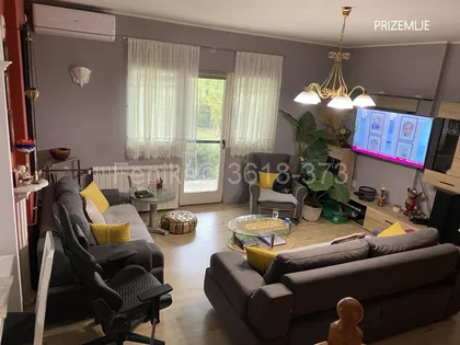 Prve radio stanice | 4zida.rs