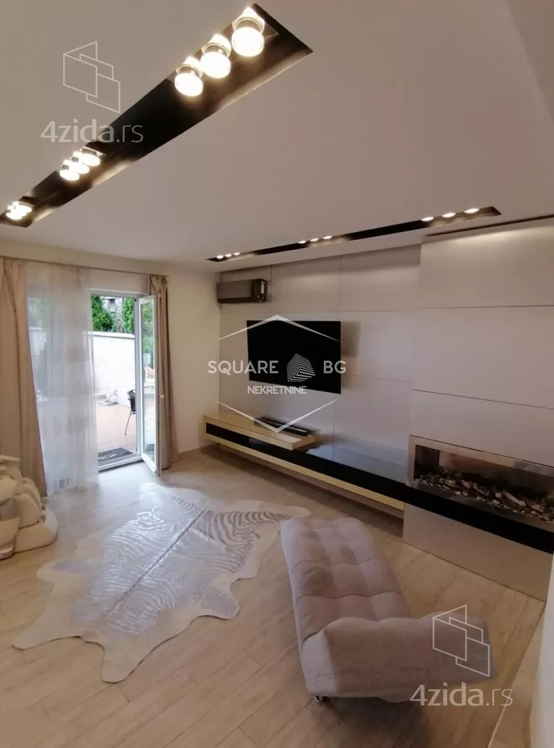 Petosoban stan | 4zida