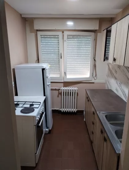 Bate Brkića | 4zida.rs