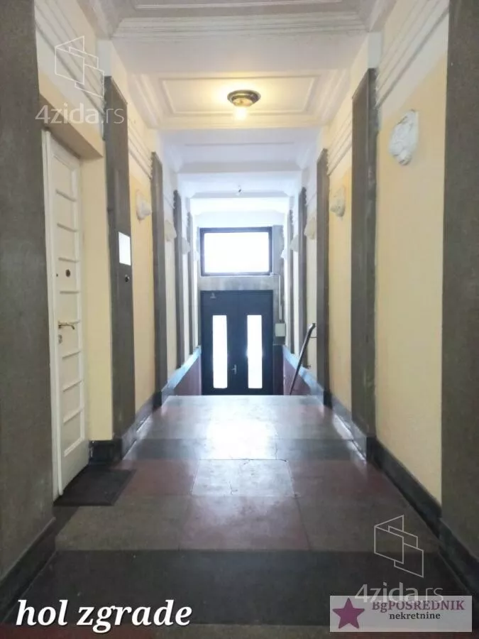 Četvoroiposoban stan | 4zida